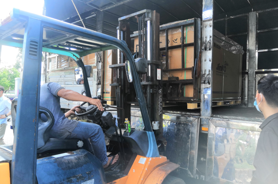 THI CÔNG HỆ THỐNG ĐIỆN MẶT TRỜI